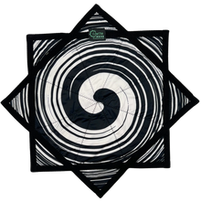 Load image into Gallery viewer, *22 Inch Swirl White
